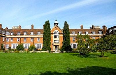 St Hugh's College (HE) - Oxford