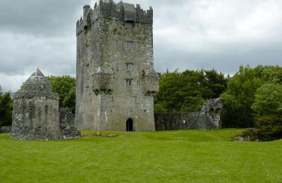 Aughnanure Castle (HI) - Oughterard