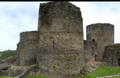 Cilgerran Castle, (CADW)