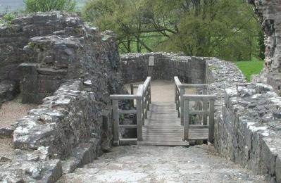 Denbigh Castle & Town Walls, (CADW)