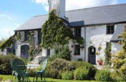 Dolgun Uchaf Guest House