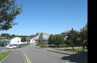 Holyhead - Ysbyty Penrhos Stanley Hospital (MIU)