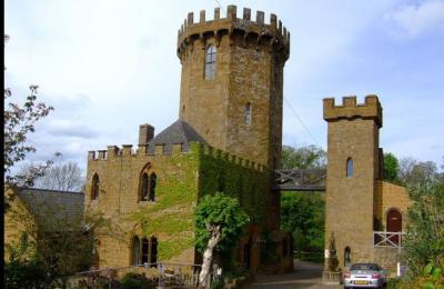 Castle at Edgehill - Edgehill